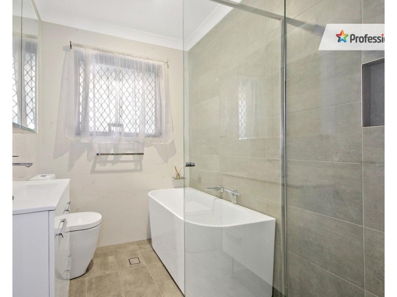 22 Jasnar Street, Greenfield Park NSW 2176