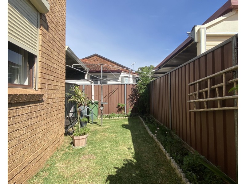 1a Wenden Street, Fairfield West NSW 2165