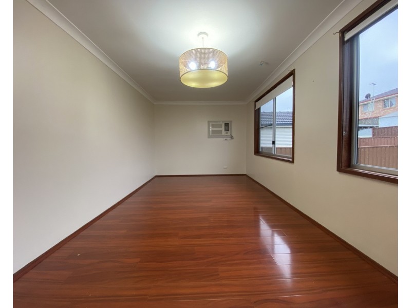 32 Garran Street, Fairfield West NSW 2165