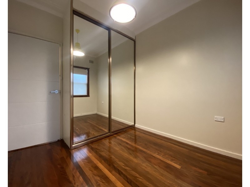 32 Garran Street, Fairfield West NSW 2165