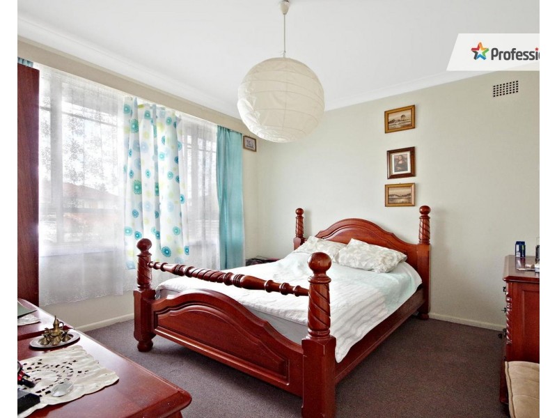 82 Neville Street, Smithfield NSW 2164