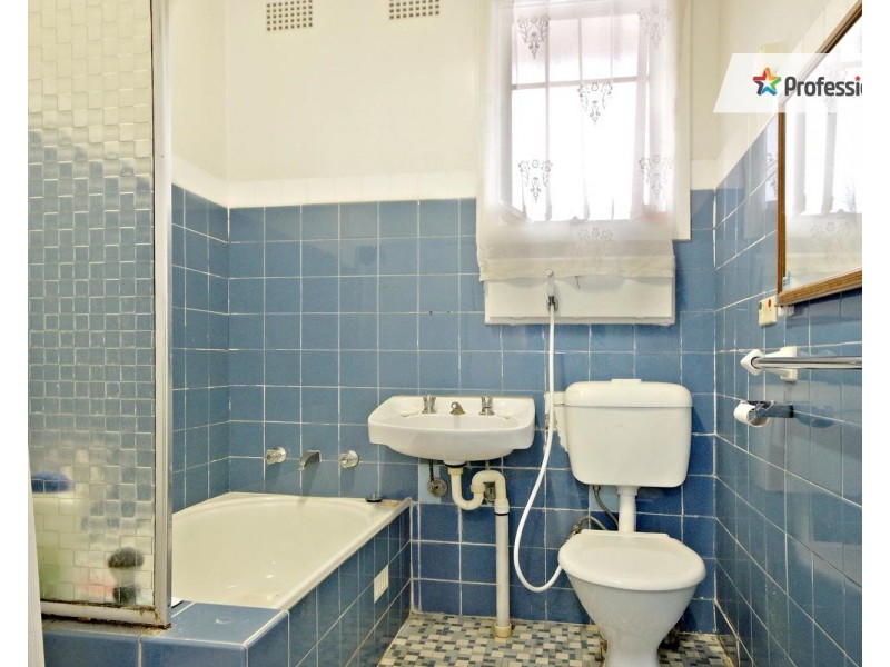 82 Neville Street, Smithfield NSW 2164