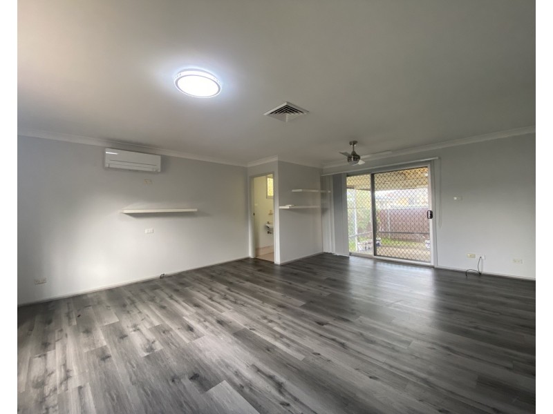 3 Guthega Place, Bossley Park NSW 2176