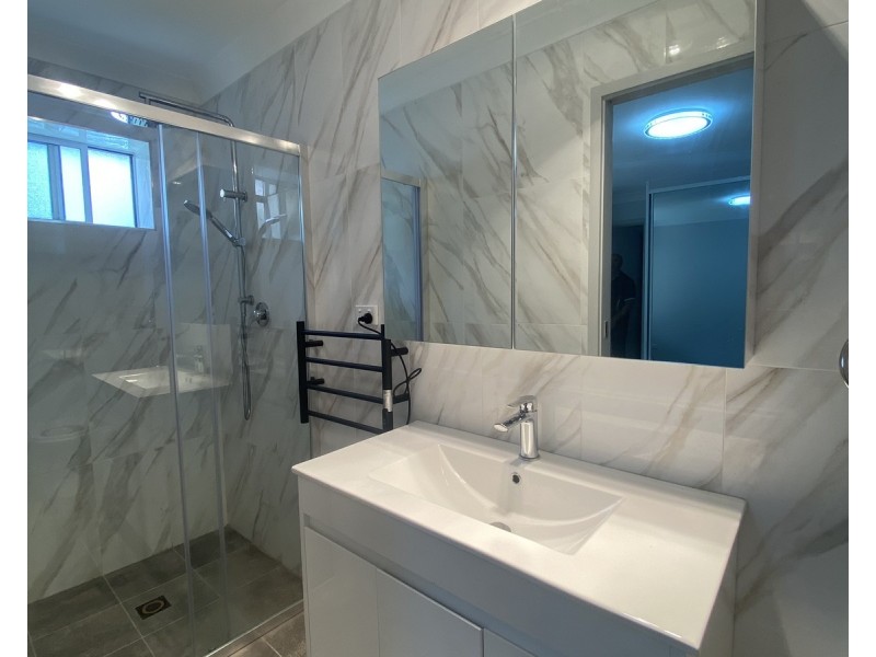 3 Guthega Place, Bossley Park NSW 2176