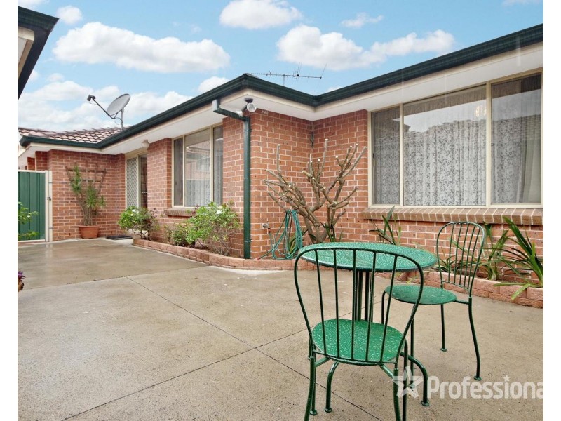 8/89 Oxford Street, Smithfield NSW 2164
