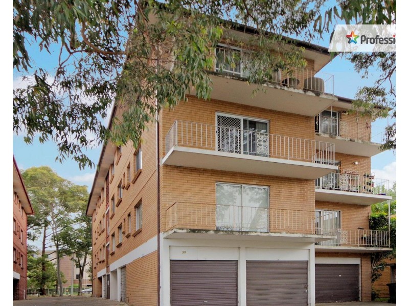 11/33 Carramar Avenue, Carramar NSW 2163
