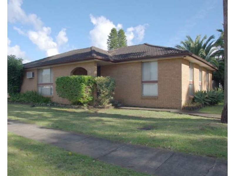 1 Mulligan Street, Bossley Park NSW 2176