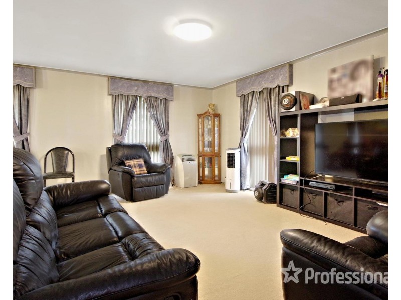 1 Mulligan Street, Bossley Park NSW 2176