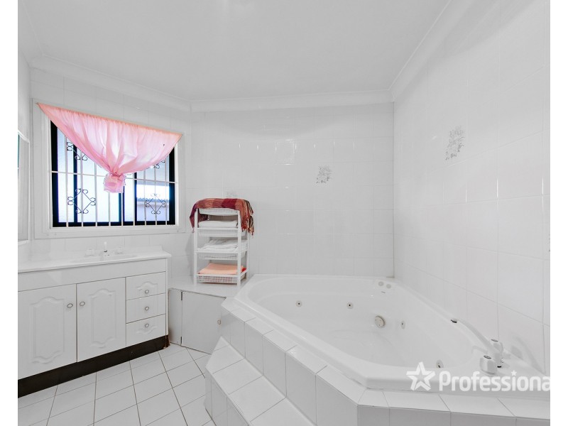 826 The Horsley Drive, Smithfield NSW 2164