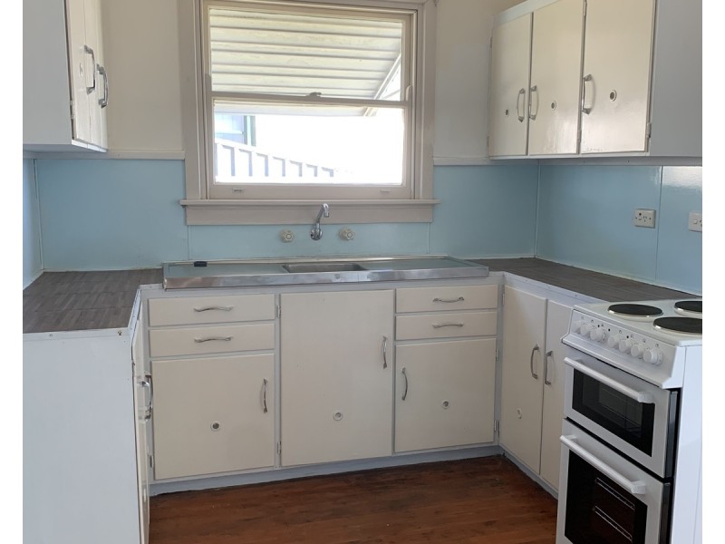 11 Cutler Avenue, St Marys NSW 2760