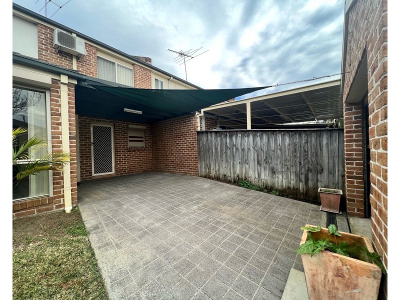 32 Peppercorn Avenue, Fairfield East NSW 2165