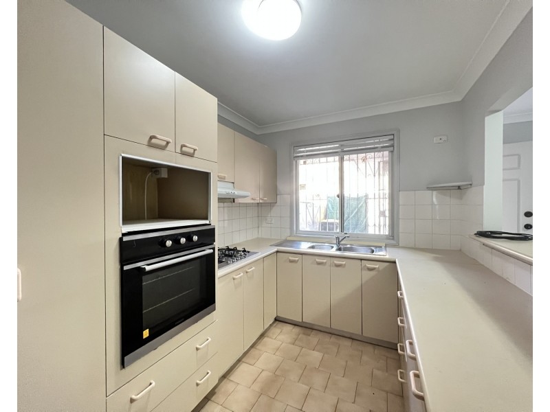 1/56 Harris Street, Fairfield NSW 2165