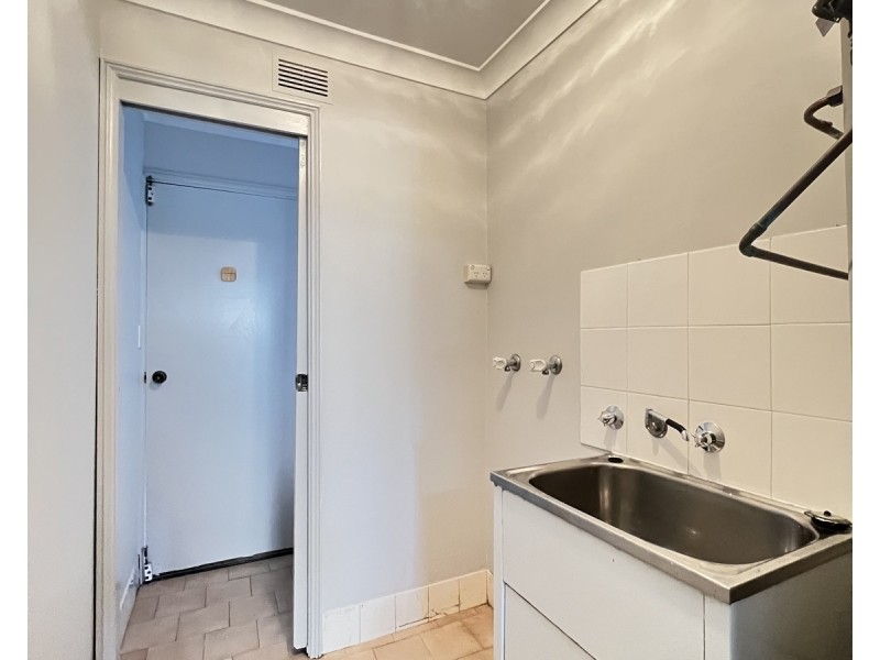 1/56 Harris Street, Fairfield NSW 2165