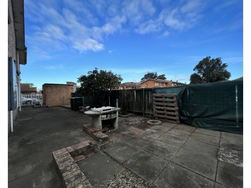 1/56 Harris Street, Fairfield NSW 2165
