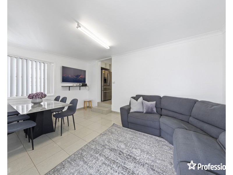 2 Nurragi Street, Villawood NSW 2163
