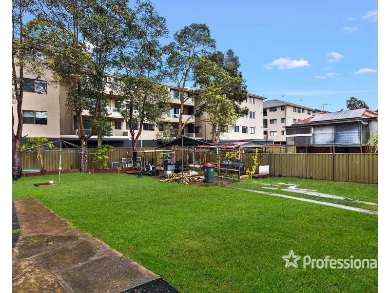 4 Ruby Street, Carramar NSW 2163