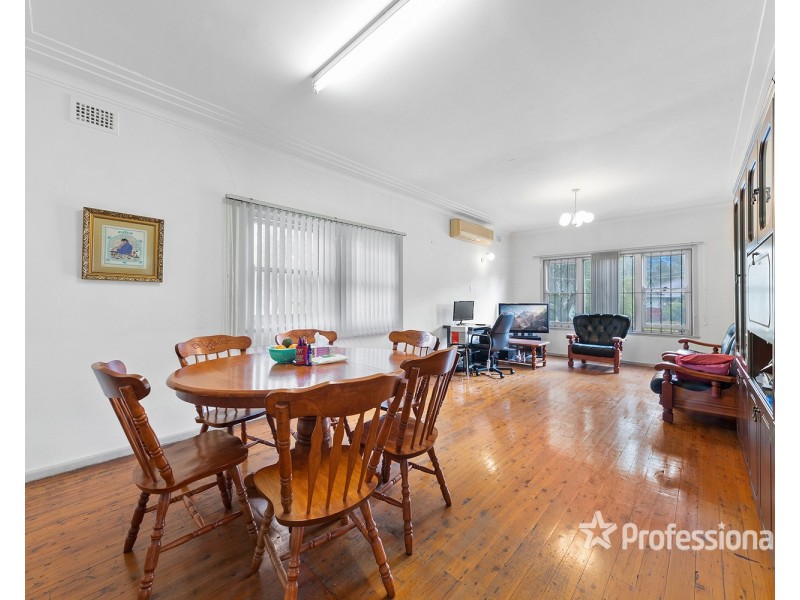 6 Artie Street, Carramar NSW 2163