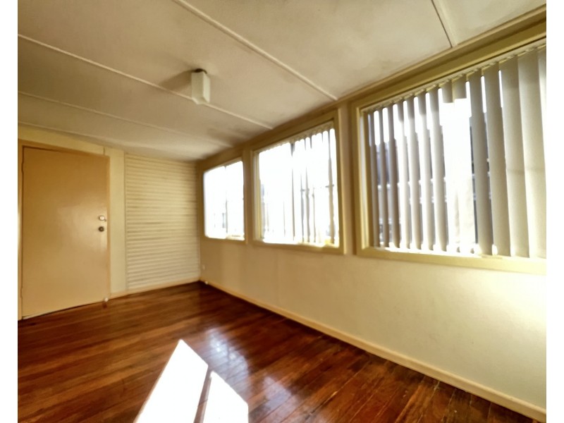 897 The Horsley Drive, Smithfield NSW 2164