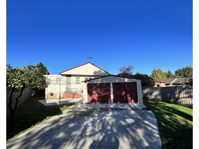 897 The Horsley Drive, Smithfield NSW 2164