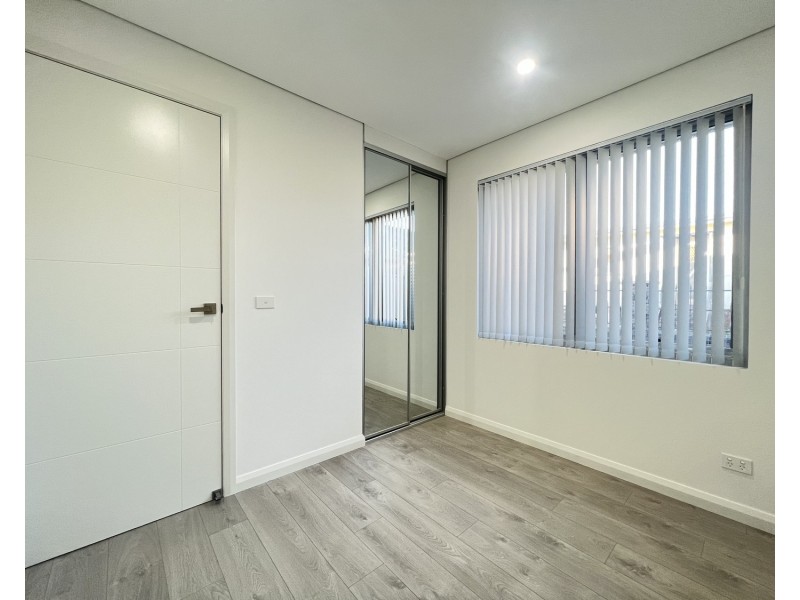 17A Rowley Street, Smithfield NSW 2164