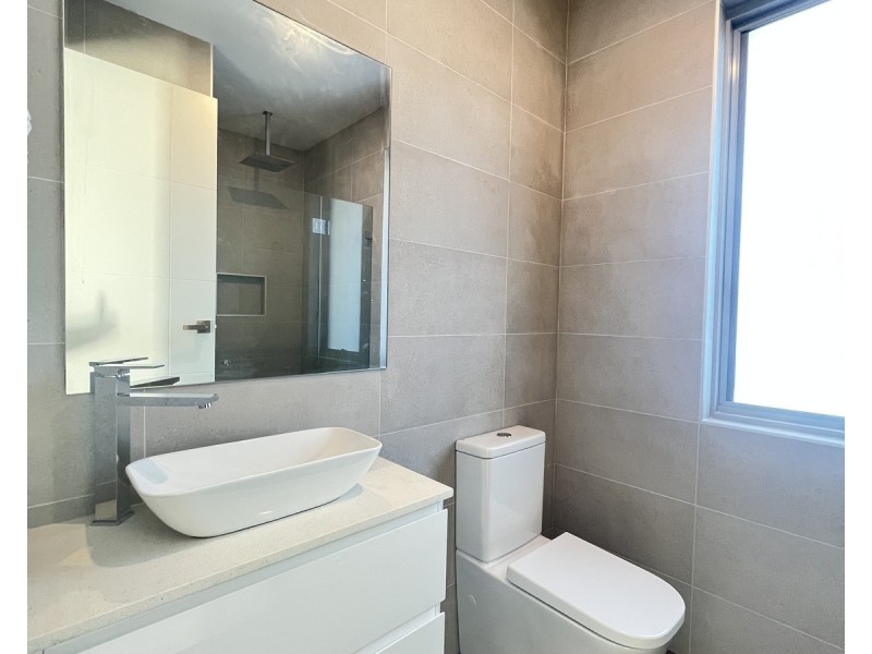 17A Rowley Street, Smithfield NSW 2164