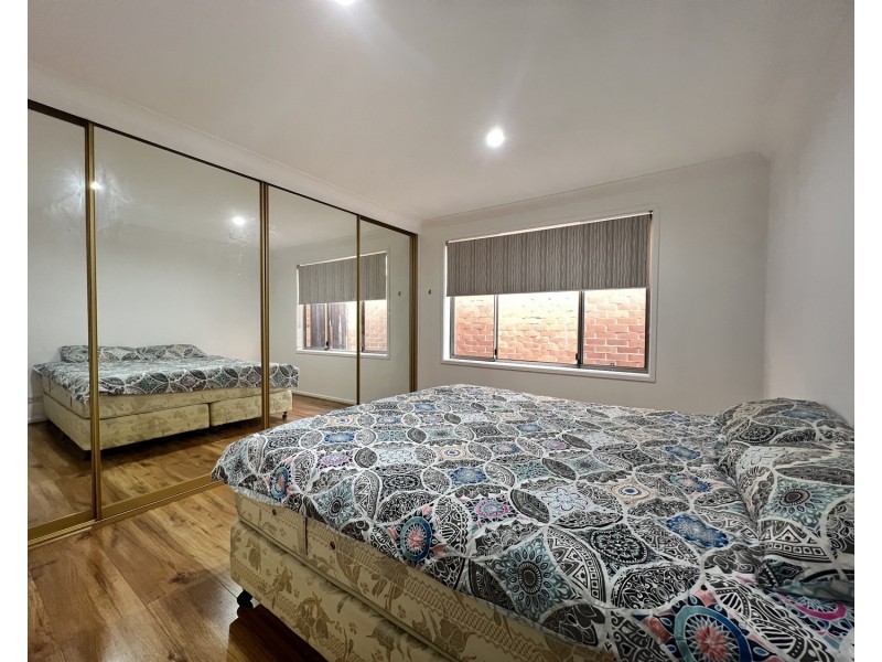 18 Murrumbidgee Street, Bossley Park NSW 2176