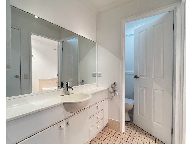 18 Murrumbidgee Street, Bossley Park NSW 2176