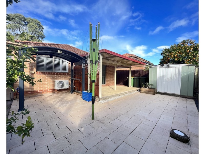 18 Murrumbidgee Street, Bossley Park NSW 2176