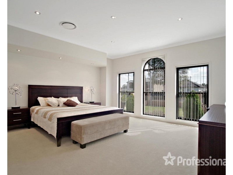 2 Granville Street, Fairfield Heights NSW 2165