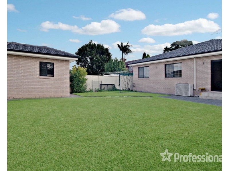 2 Granville Street, Fairfield Heights NSW 2165