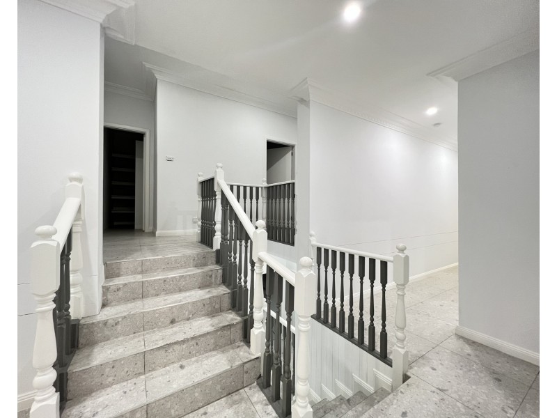 9 O’Meally Street, Prairiewood NSW 2176