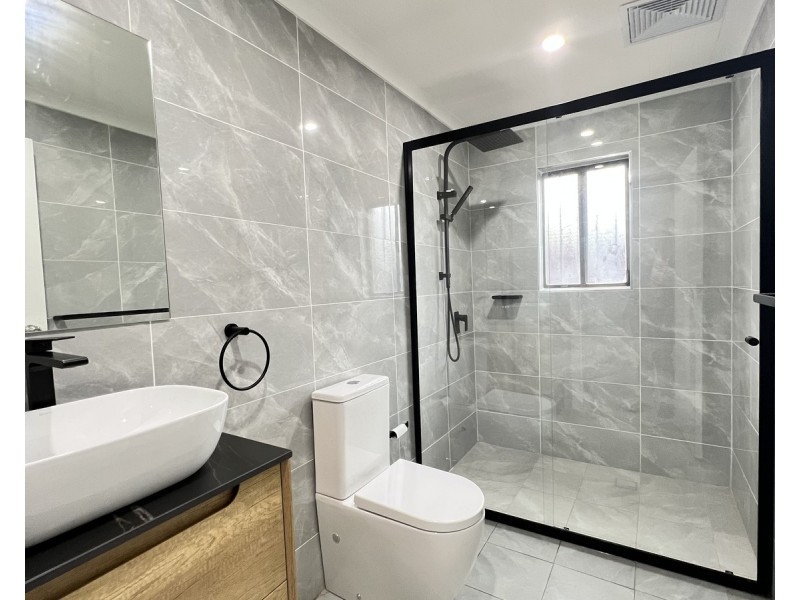 9 O’Meally Street, Prairiewood NSW 2176