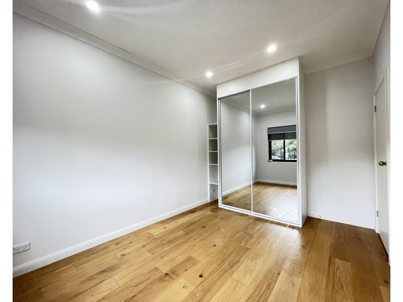 9 O’Meally Street, Prairiewood NSW 2176