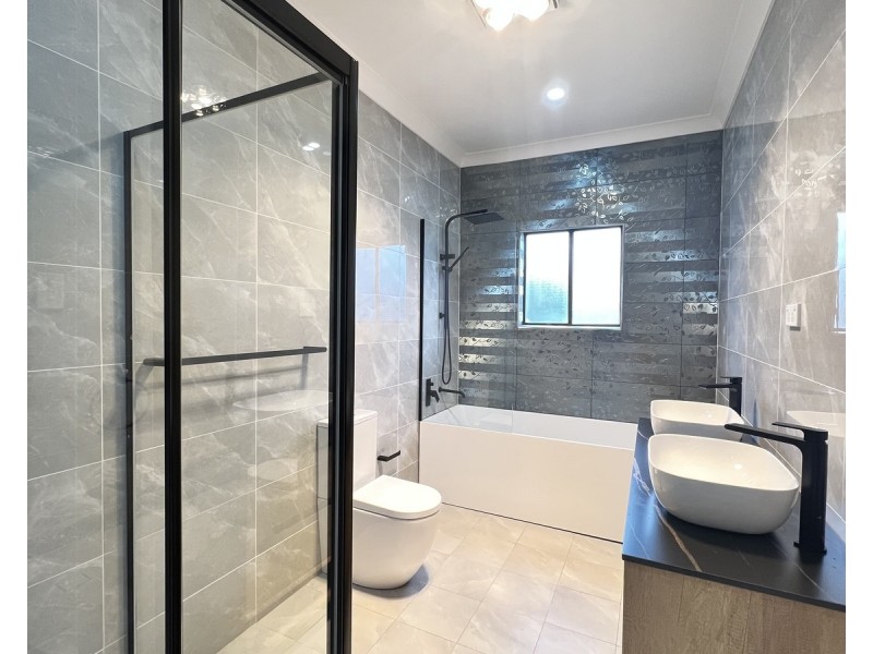 9 O’Meally Street, Prairiewood NSW 2176