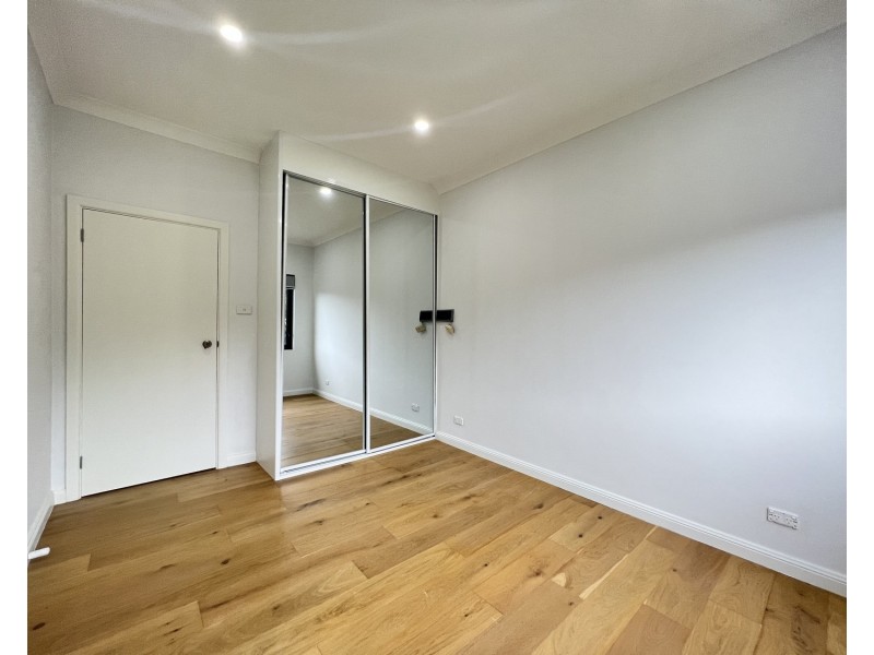 9 O’Meally Street, Prairiewood NSW 2176