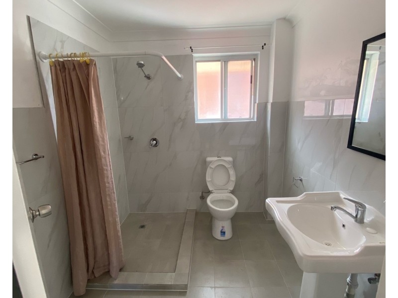 4/58 Wrentmore Street, Fairfield NSW 2165