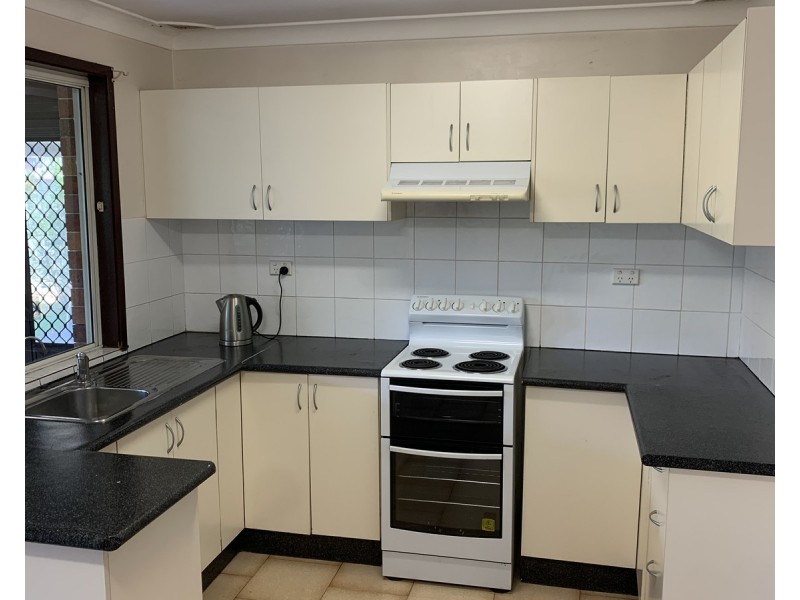 8 Cowper Place, Wetherill Park NSW 2164