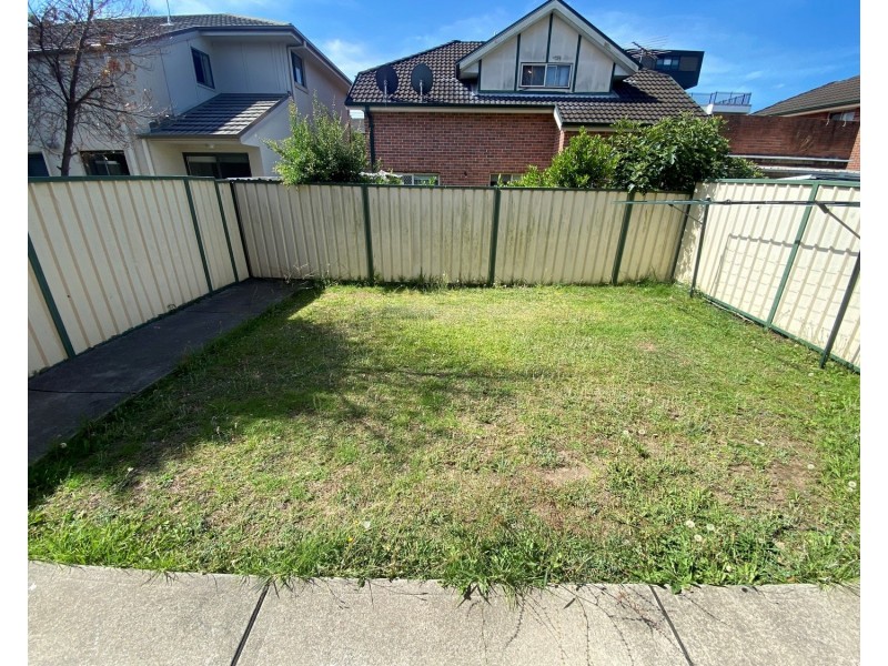 1/15 Hunter Street, Fairfield NSW 2165