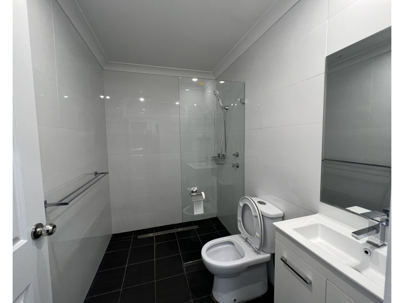 4 Ghurka Street, Sadleir NSW 2168