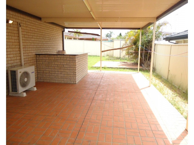 5 Joshua moore Drive, Horningsea Park NSW 2171