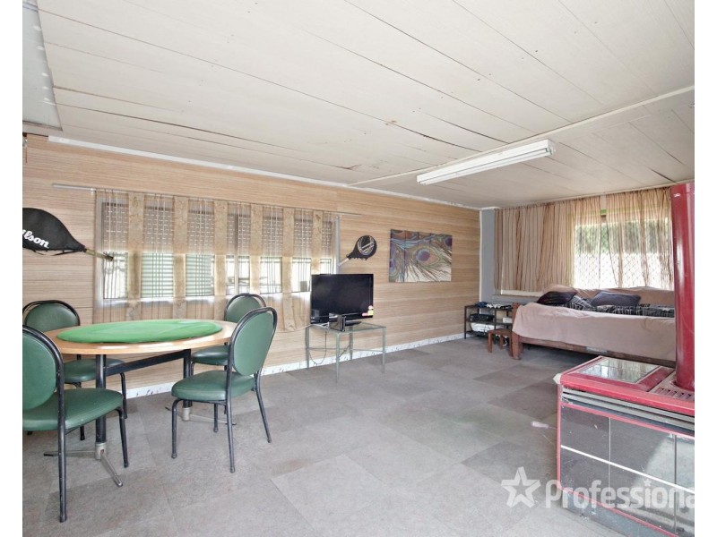 61 Waterside Crescent, Carramar NSW 2163