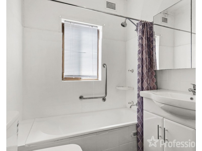 134 Oxford Street, Smithfield NSW 2164