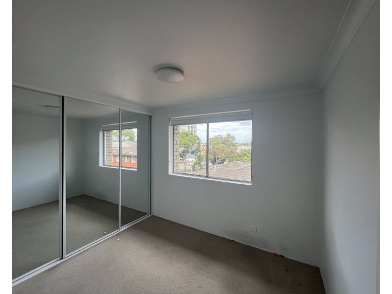 17/45 Hamilton Road, Fairfield NSW 2165