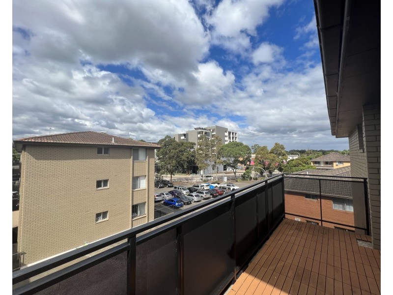 17/45 Hamilton Road, Fairfield NSW 2165