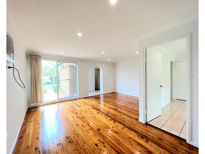 7 Malvern Close, St Johns Park NSW 2176