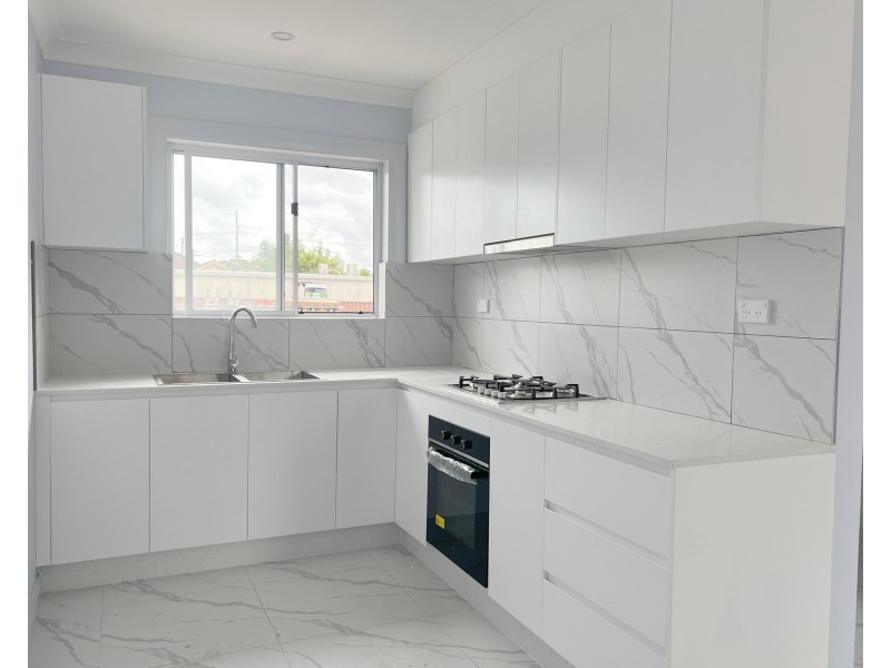 2/46 Eton Street, Smithfield NSW 2164