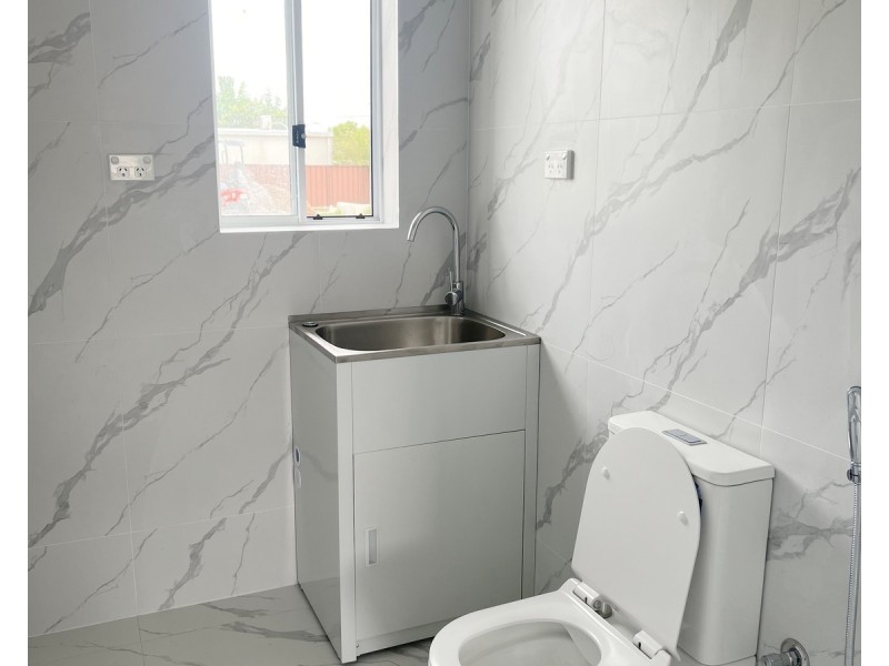 2/46 Eton Street, Smithfield NSW 2164