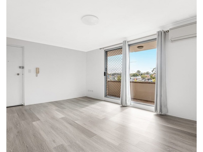 1/60 Smithfield Road, Smithfield NSW 2164