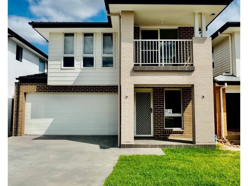 42 Chara Road, Austral NSW 2179