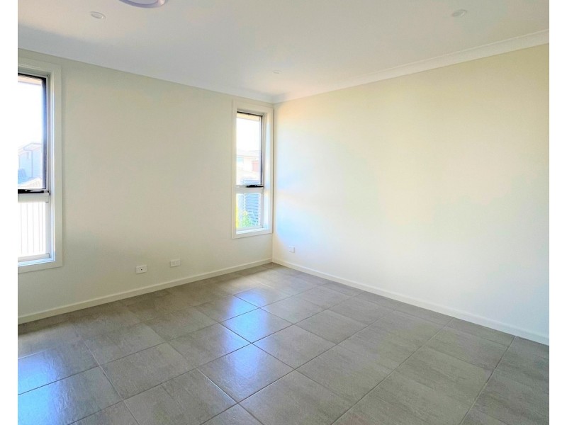 42 Chara Road, Austral NSW 2179